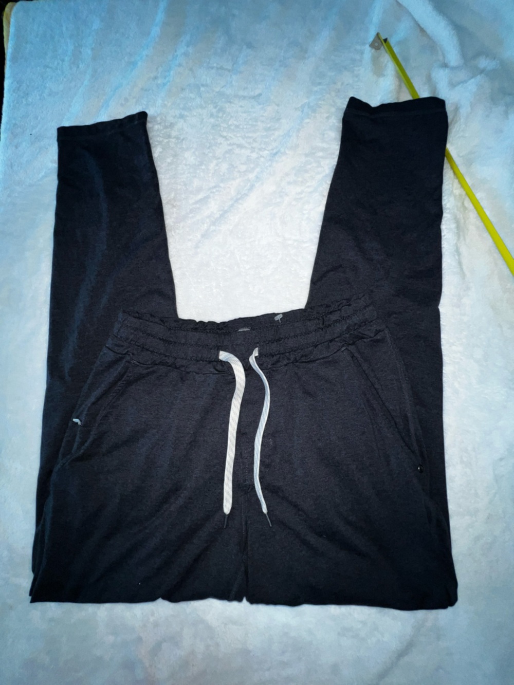 Vuori ponto performance pant size Small men’s sports athletic wear